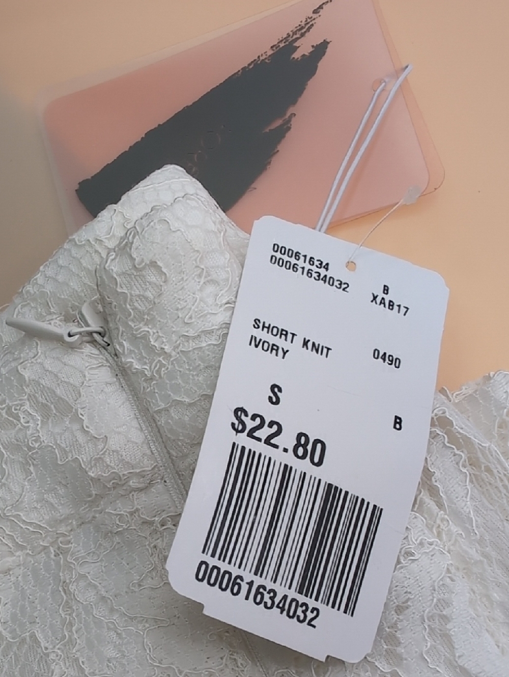 FOREVER 21 Ivory Lace Lined Dress Shorts Side Zipper S - Picture 8 of 8